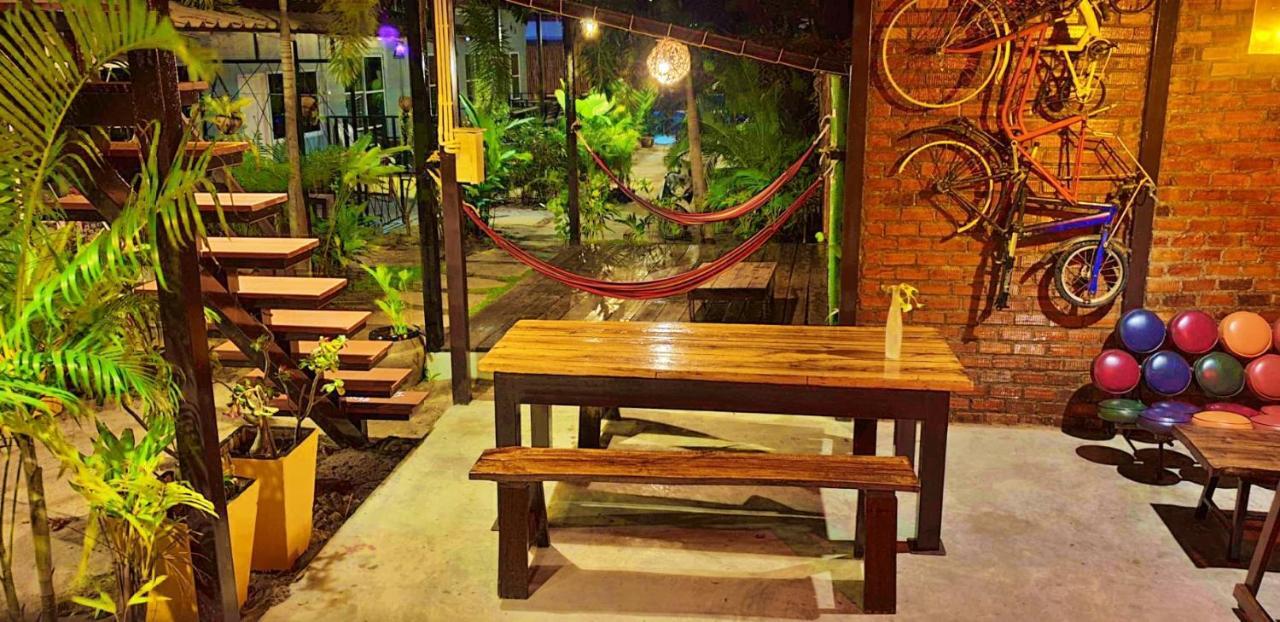 Oasis Lipe Resort Extérieur photo