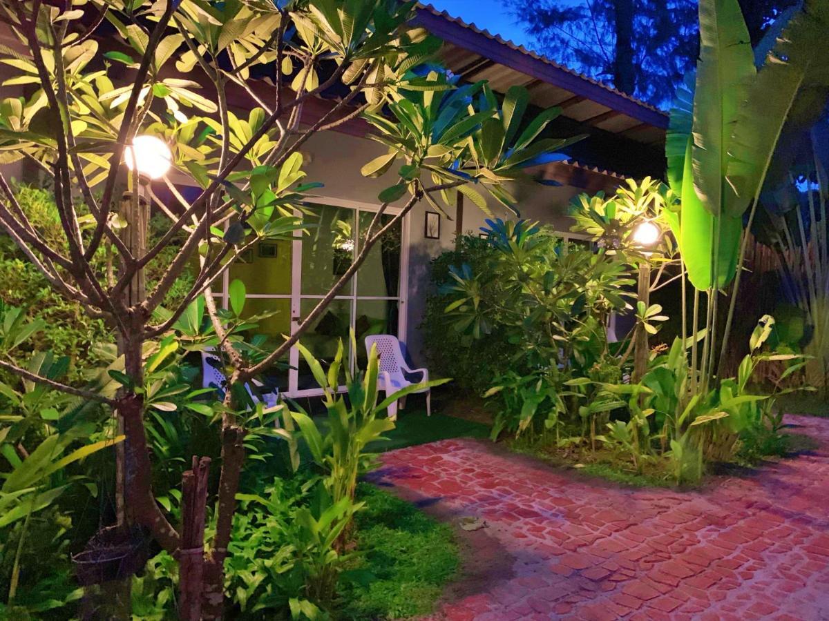 Oasis Lipe Resort Extérieur photo