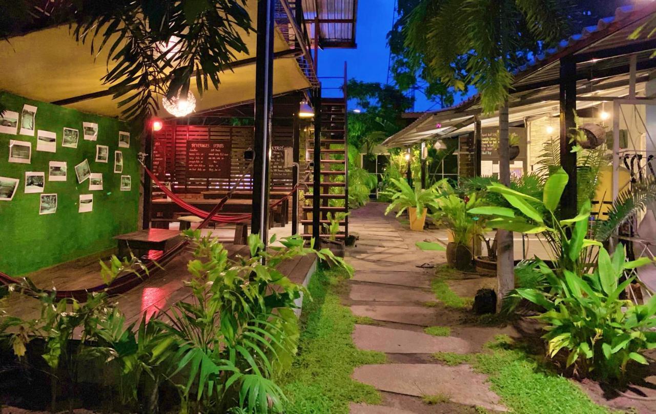 Oasis Lipe Resort Extérieur photo